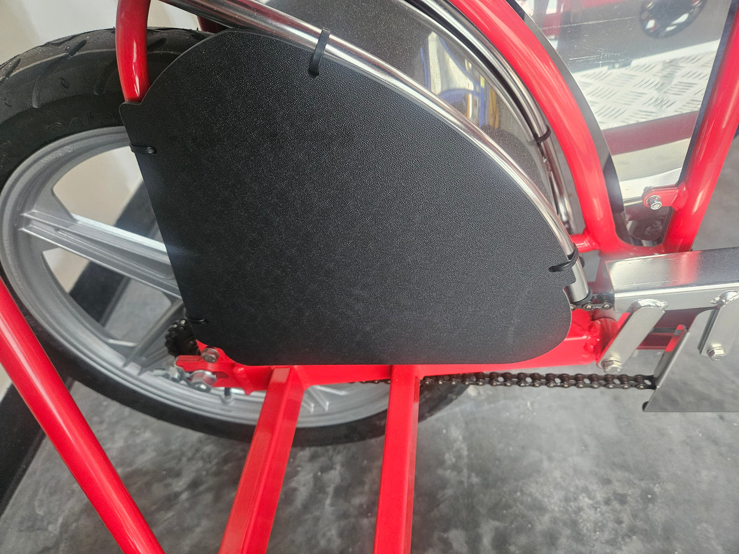 R. Driver Side Black Panel - Protection On Rear Alloy Wheel